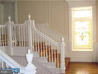 328 Pelham Road Philadelphia, PA 19119 - Photo 6 of 12 Gallery Image 6