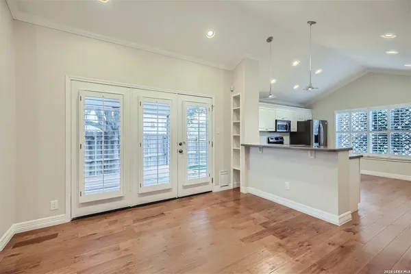 $2,650 | 16815 Brookwood, San Antonio, TX 78248