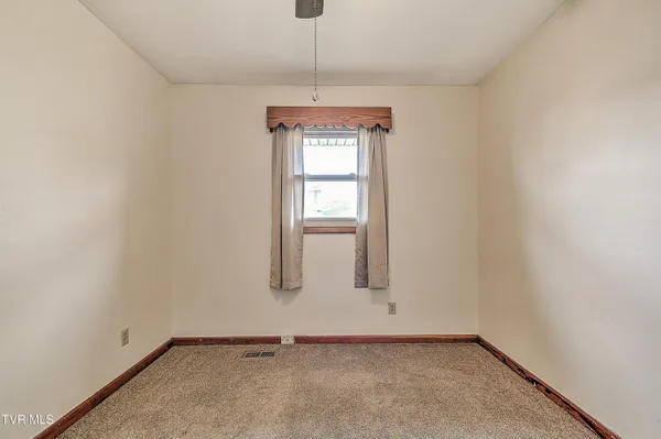 $1,400 | 1071 Okrina Drive, Unit 28, Church Hill, TN 37642