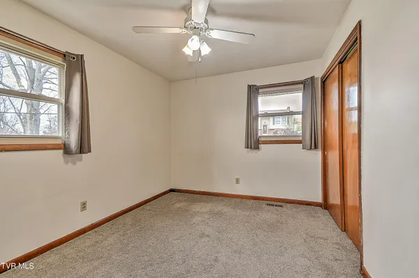 $1,400 | 1071 Okrina Drive, Unit 28, Church Hill, TN 37642