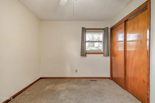 $1,400 | 1071 Okrina Drive, Unit 28, Church Hill, TN 37642