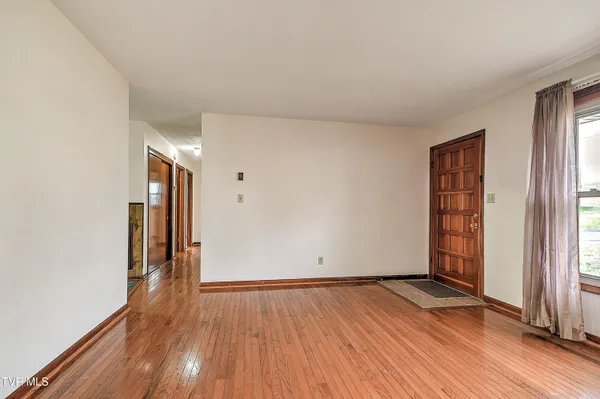 $1,400 | 1071 Okrina Drive, Unit 28, Church Hill, TN 37642