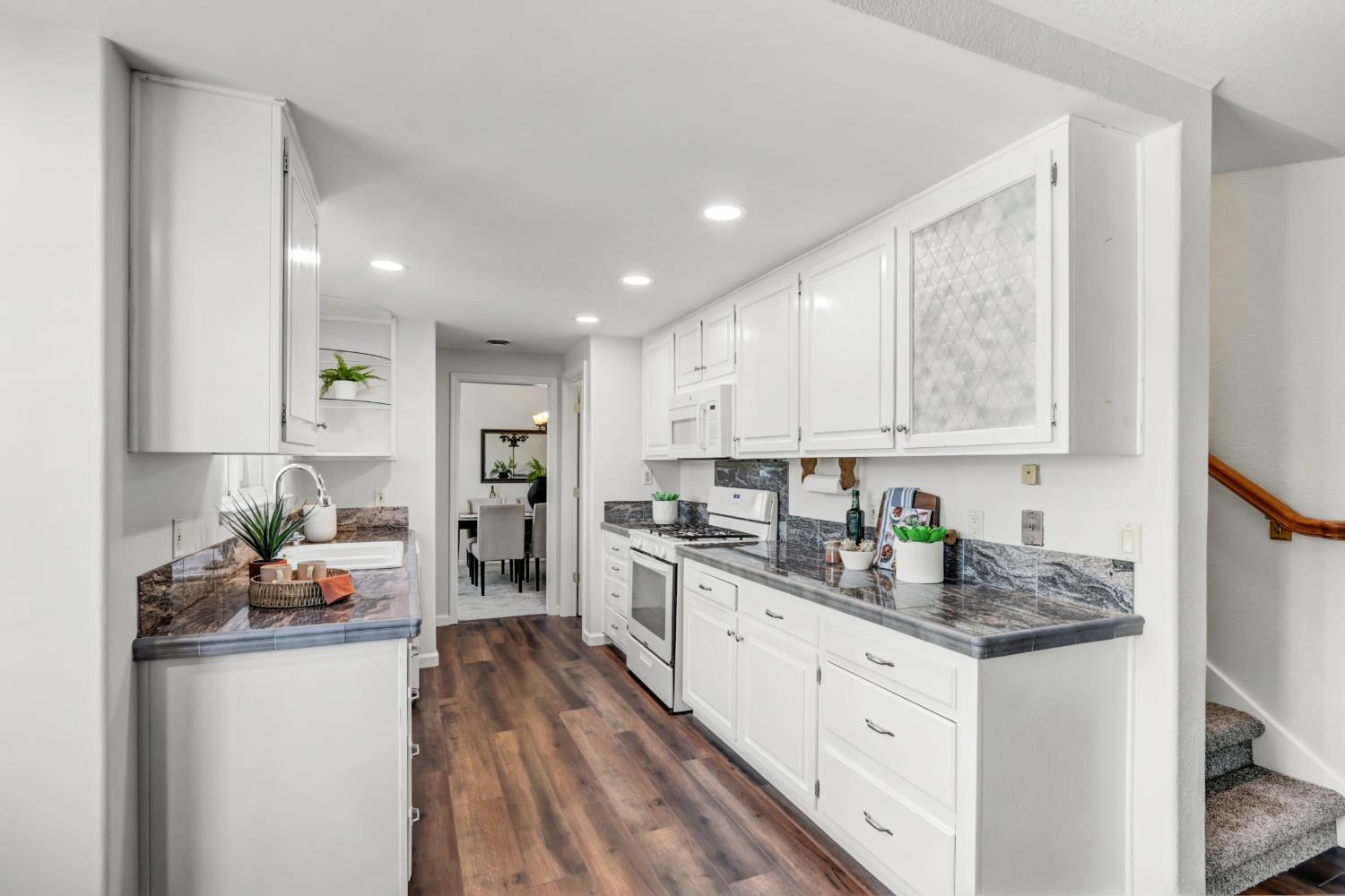 8112 Ruthwood Way Orangevale, CA 95662 - Photo 20 of 65 Gallery Image 20