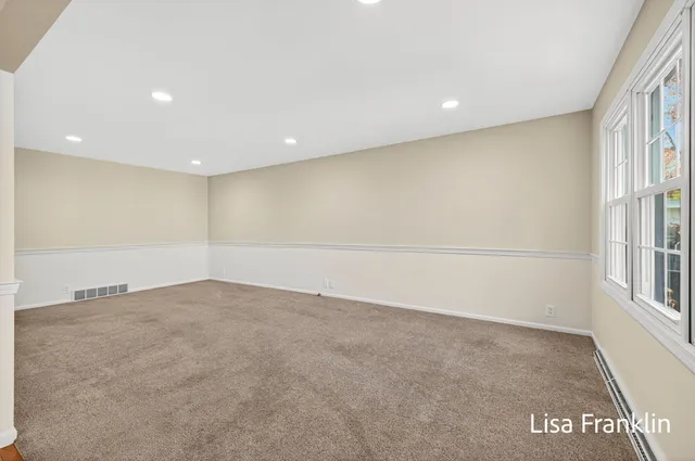 $419,900 | 16127 Harbor View Drive, Spring Lake, MI 49456