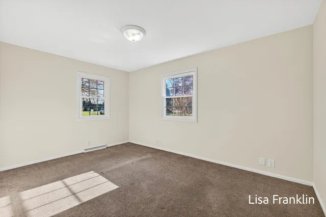 $419,900 | 16127 Harbor View Drive, Spring Lake, MI 49456