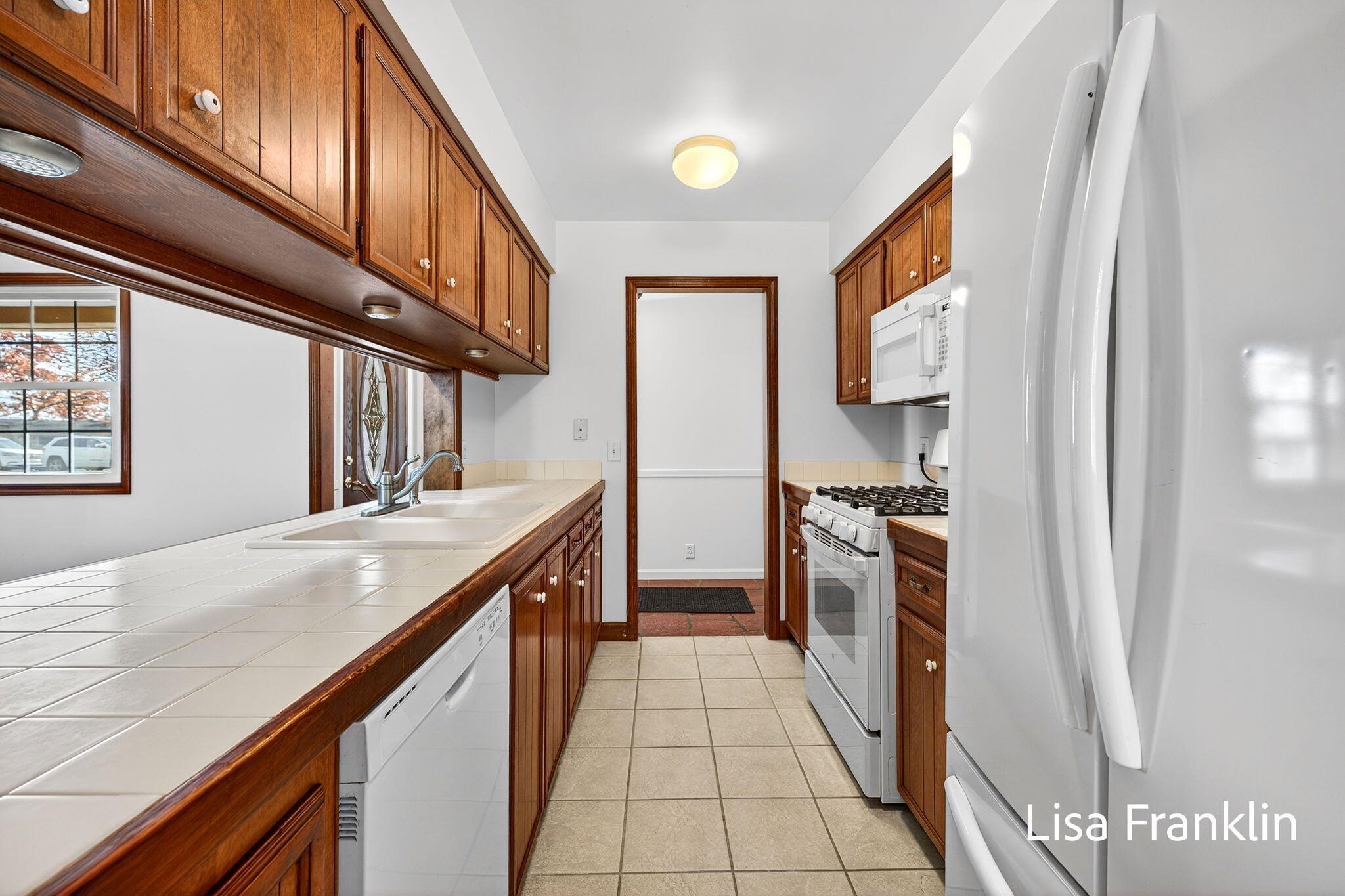 16127 Harbor View Drive Spring Lake, MI 49456 - Photo 8 of 48 37-web-or-mls-2R9A5740