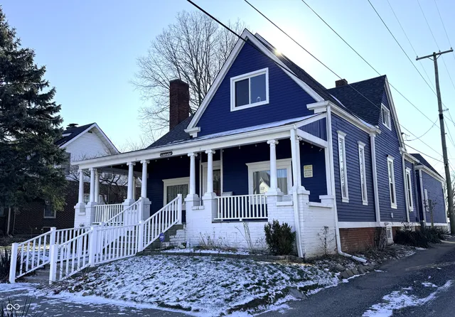 $345,000 | 107 West College Street, Crawfordsville, IN 47933