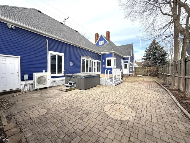 $345,000 | 107 West College Street, Crawfordsville, IN 47933