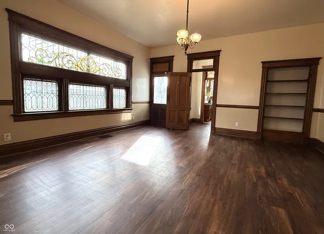 $345,000 | 107 West College Street, Crawfordsville, IN 47933