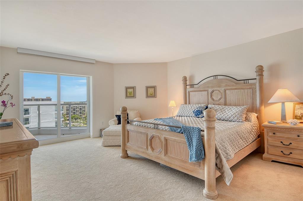 1000 Longboat Club Road, Unit 1105 Longboat Key, FL 34228 - Photo 13 of 100