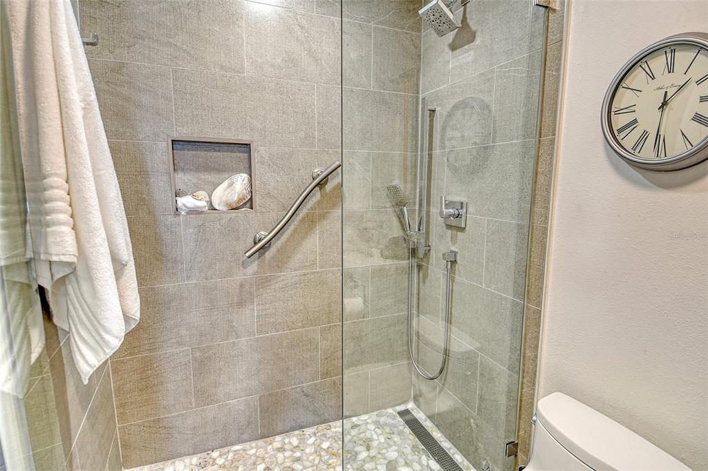 1000 Longboat Club Road, Unit 1105 Longboat Key, FL 34228 - Photo 16 of 100