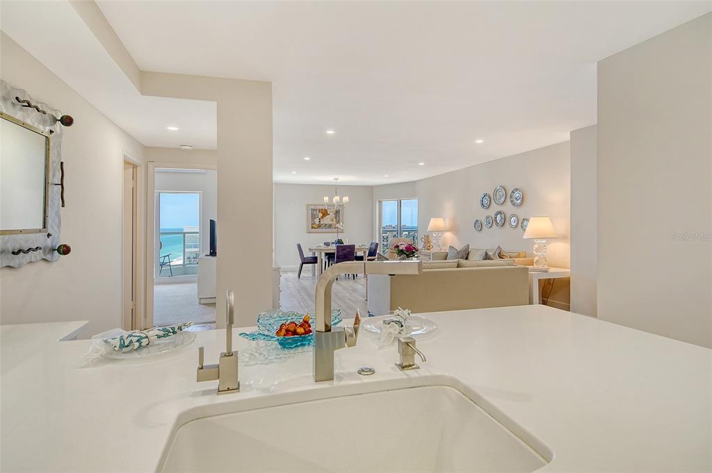 1000 Longboat Club Road, Unit 1105 Longboat Key, FL 34228 - Photo 25 of 100