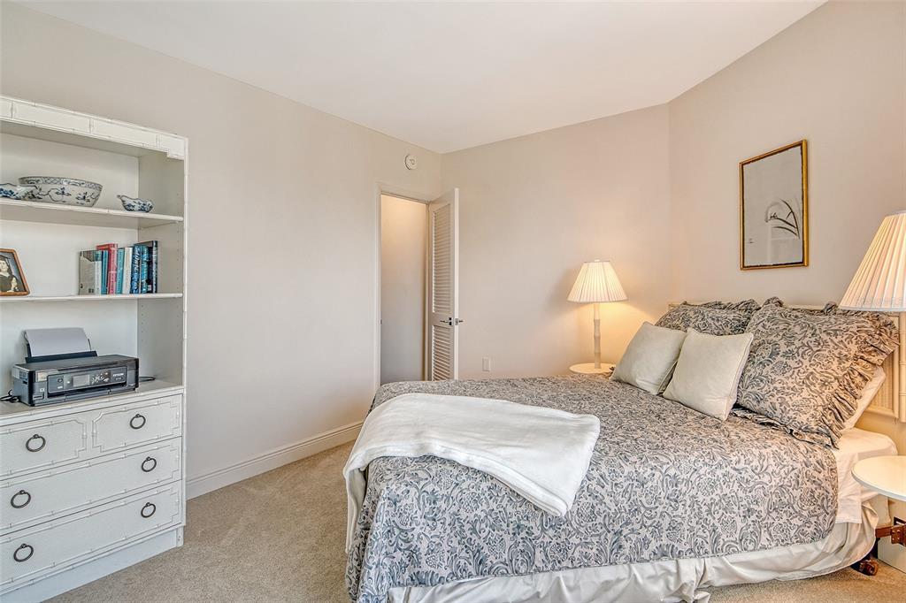 1000 Longboat Club Road, Unit 1105 Longboat Key, FL 34228 - Photo 41 of 100