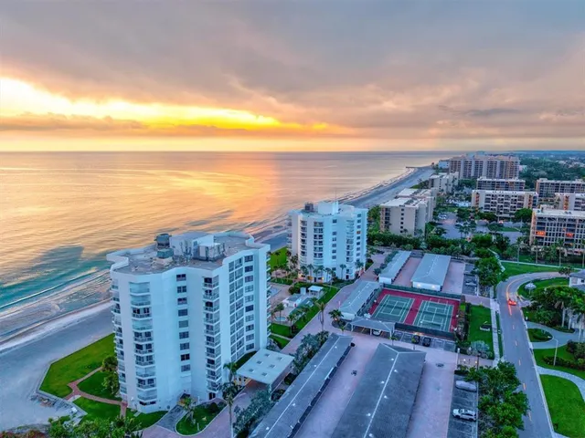 $1,075,000 | 1000 Longboat Club Road, Unit 1105, Longboat Key, FL 34228