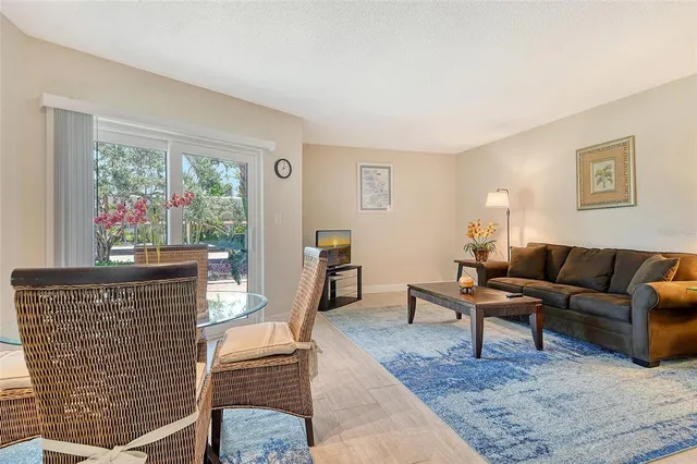 $1,075,000 | 1000 Longboat Club Road, Unit 1105, Longboat Key, FL 34228