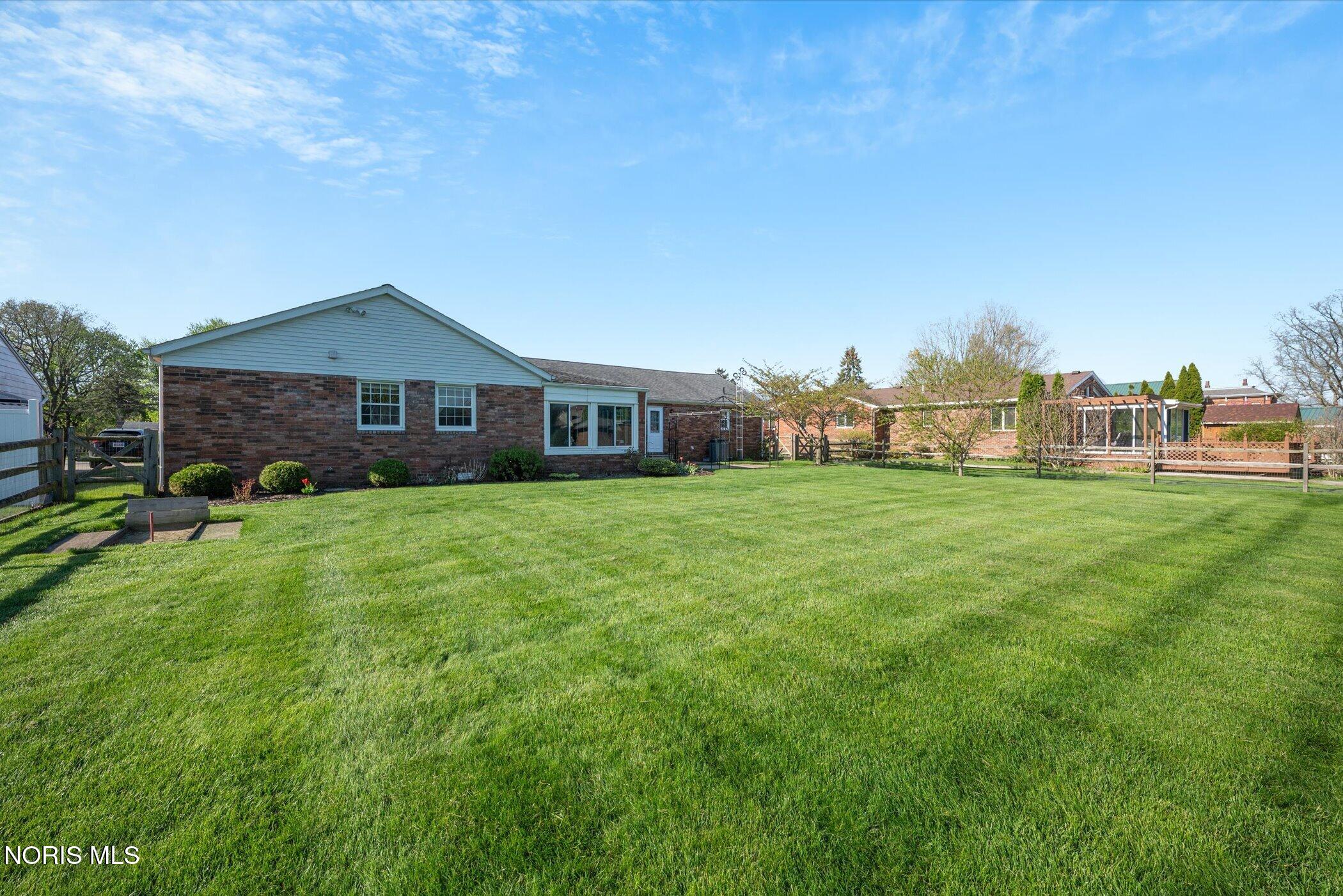 3159 Pickle Road Oregon, OH 43616 - Photo 38 of 41 38-DSC6641