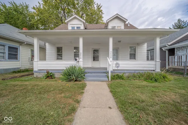 $130,000 | 2418-2420 Fletcher Street, Anderson, IN 46016