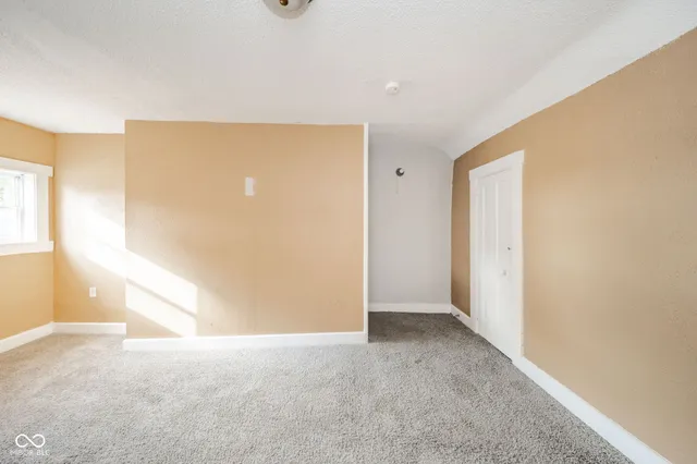 $130,000 | 2418-2420 Fletcher Street, Anderson, IN 46016