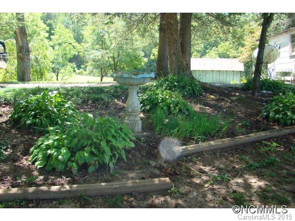 584 Wright Road Marion, NC 28752 - Photo 8 of 14 Gallery Image 8