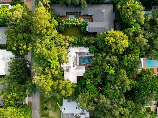 $4,500,000 | 2850 Natoma Street, Coconut Grove, FL 33133