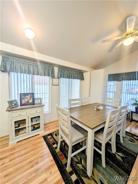 2000 Ramar Road, Unit 388 Bullhead City, AZ 86442 - Photo 33 of 35 Dining Area