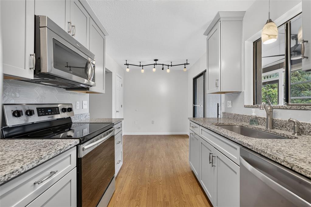 1228 Maury Road, Unit 22D Orlando, FL 32804 - Photo 13 of 30 Gallery Image 13