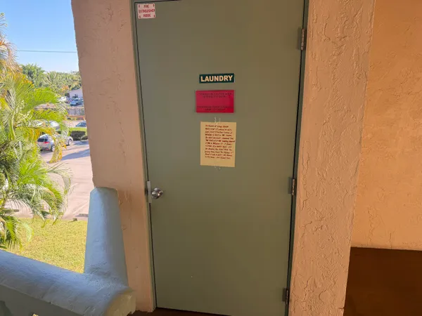 $157,900 | 100 Village Green Circle East, Unit 312, Palm Springs, FL 33461