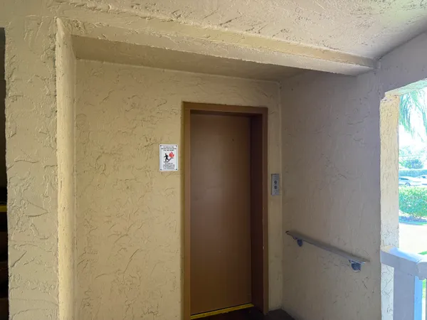 $157,900 | 100 Village Green Circle East, Unit 312, Palm Springs, FL 33461