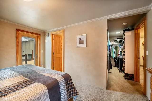 $869,900 | 157 Upper Prairie Dog Road, Banner, WY 82832