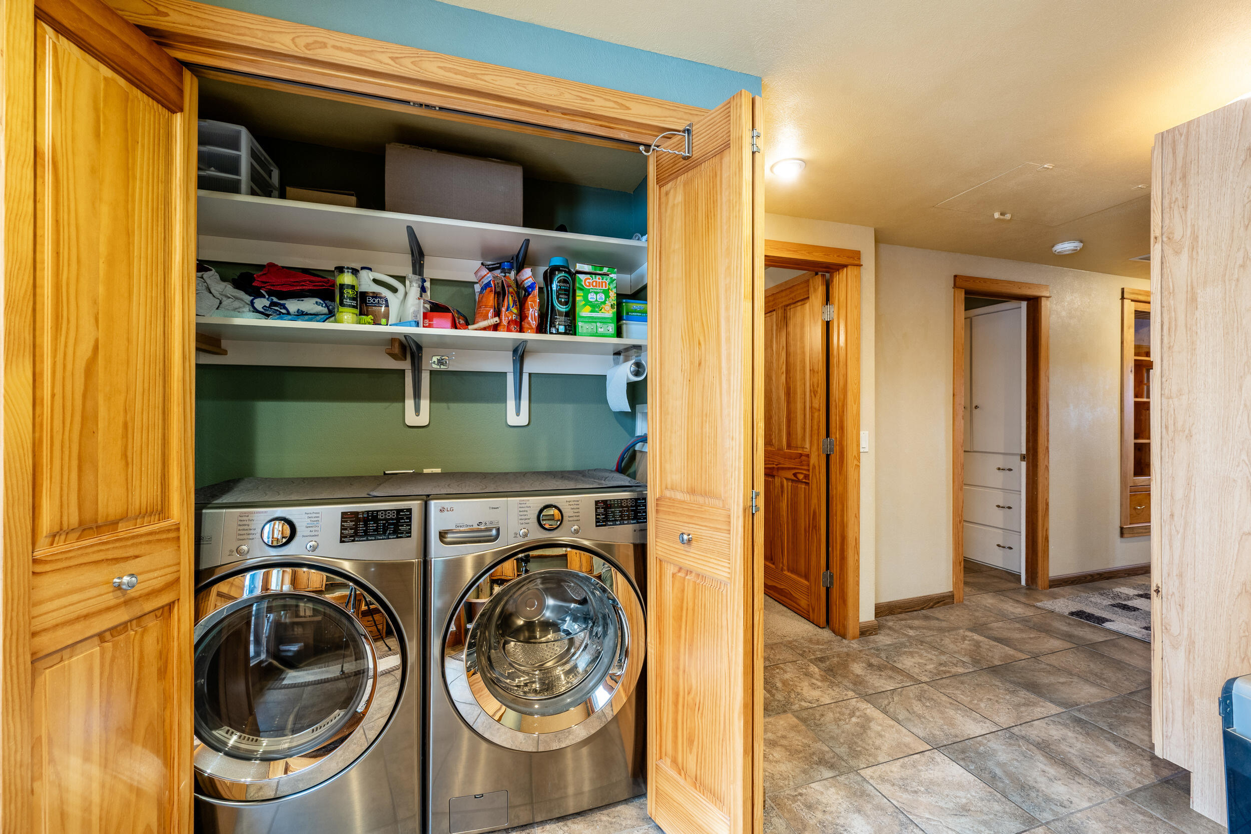 157 Upper Prairie Dog Road Banner, WY 82832 - Photo 20 of 61 19 Laundry