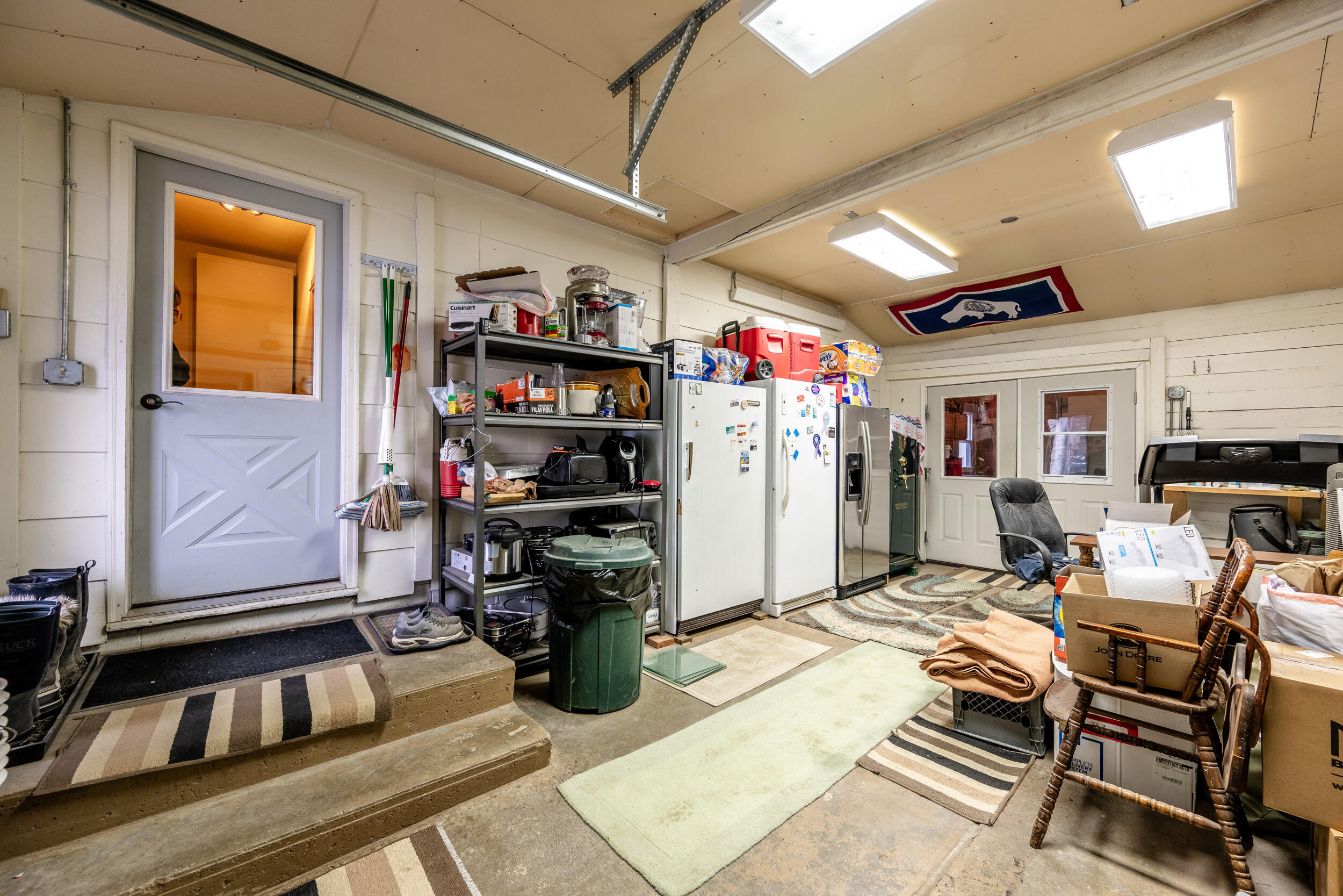 157 Upper Prairie Dog Road Banner, WY 82832 - Photo 33 of 61 31 Garage stall 1