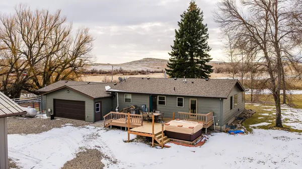 $849,900 | 157 Upper Prairie Dog Road, Banner, WY 82832
