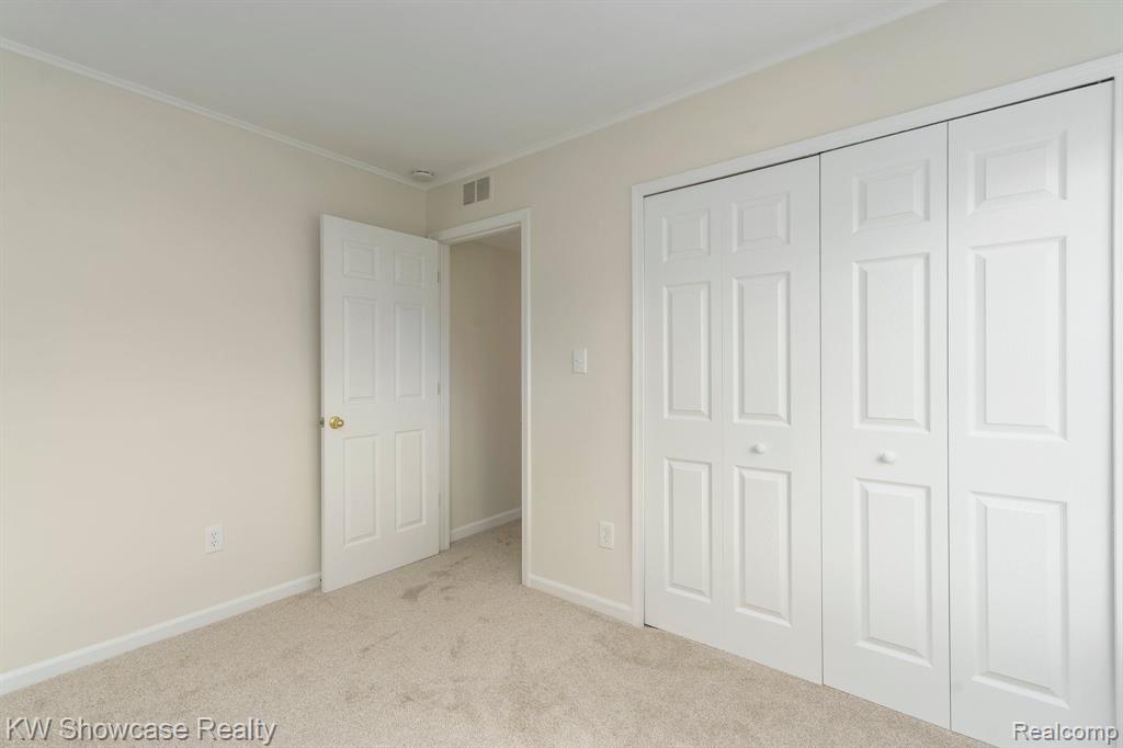 1141 Marquette Court Rochester Hills, MI 48307 - Photo 19 of 34