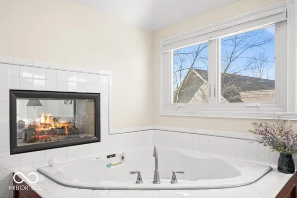 $975,000 | 12465 Silver Bay Circle, Indianapolis, IN 46236