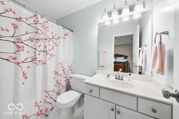 $975,000 | 12465 Silver Bay Circle, Indianapolis, IN 46236