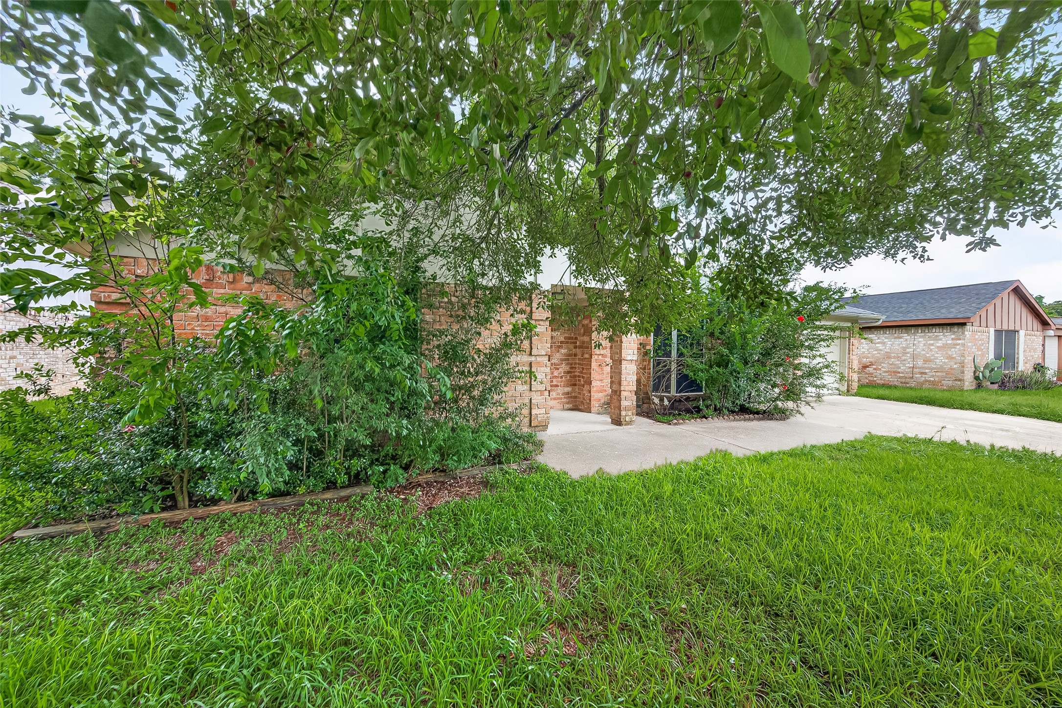 7214 Addicks Clodine Road Houston, TX 77083 - Photo 3 of 40