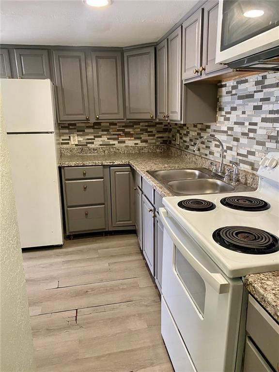 915 West Oak Ridge Road, Unit B Orlando, FL 32809 - Photo 6 of 16