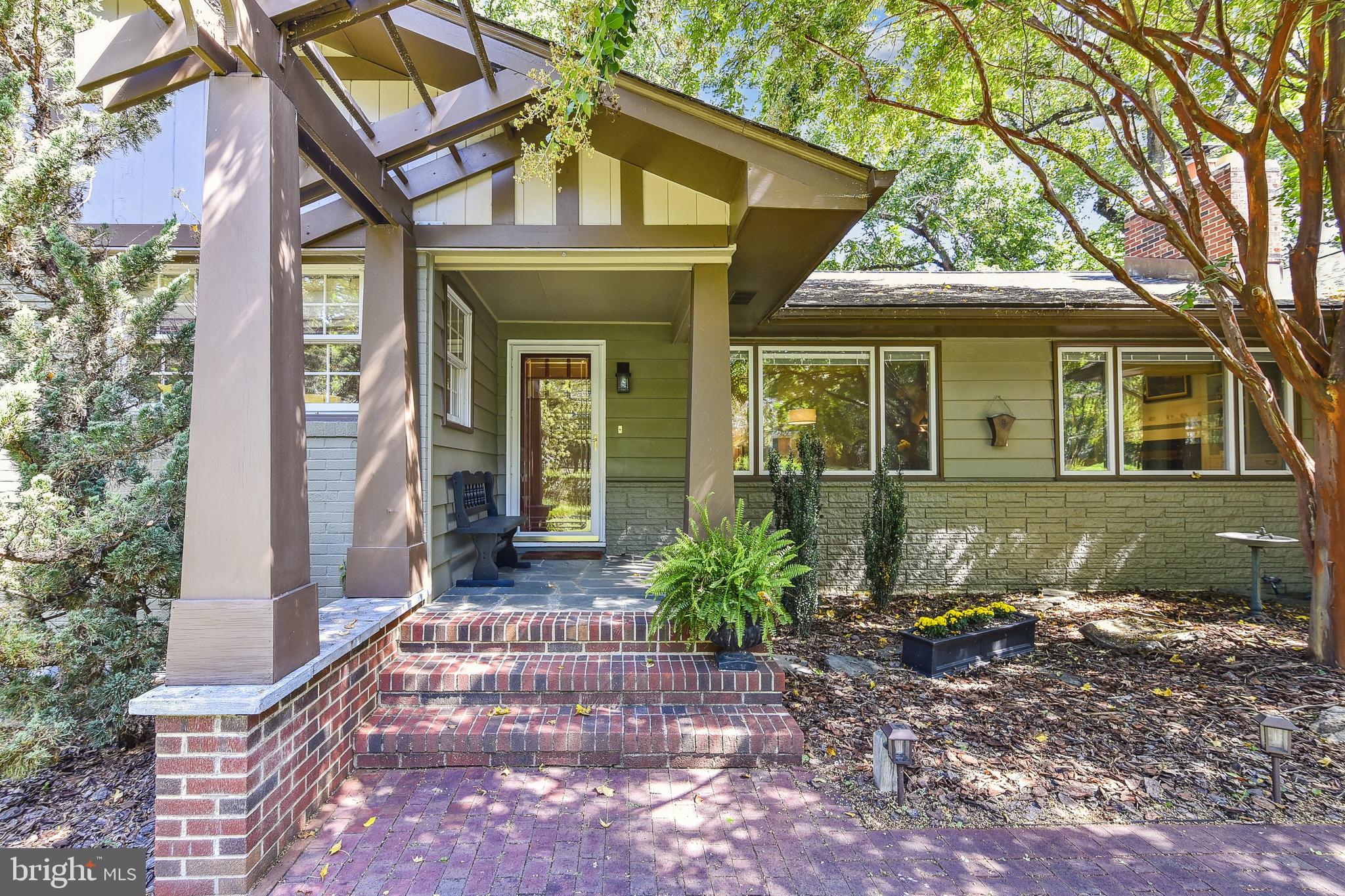 2658 Carrollton Road Annapolis, MD 21403 - Photo 5 of 89 Front Portico