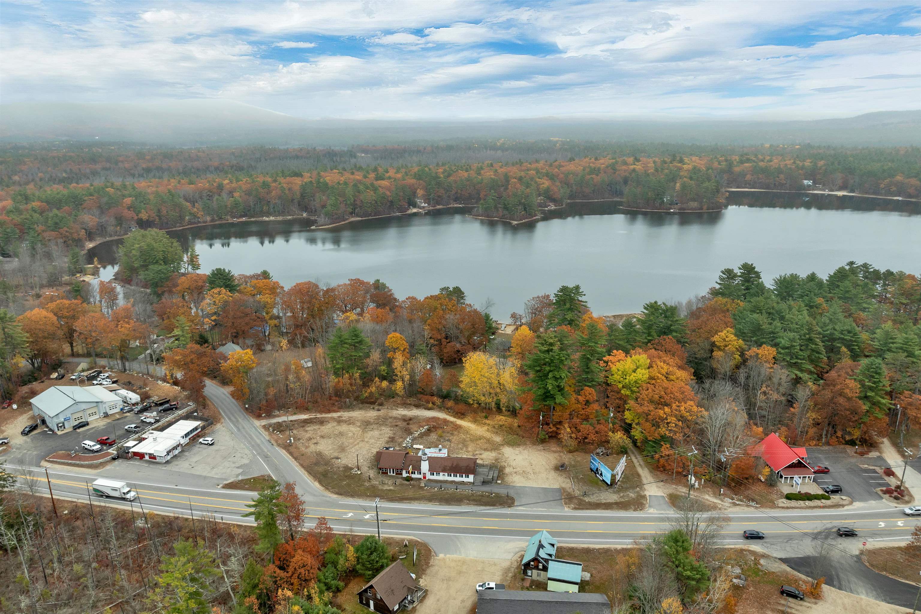 954 Highway 16 Ossipee, NH 03864 - Photo 2 of 14