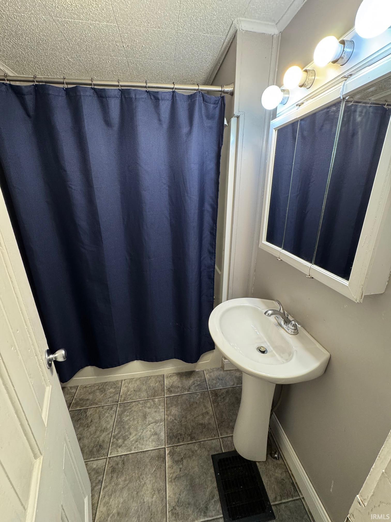 79 North 650 East Rochester, IN 46975 - Photo 6 of 11