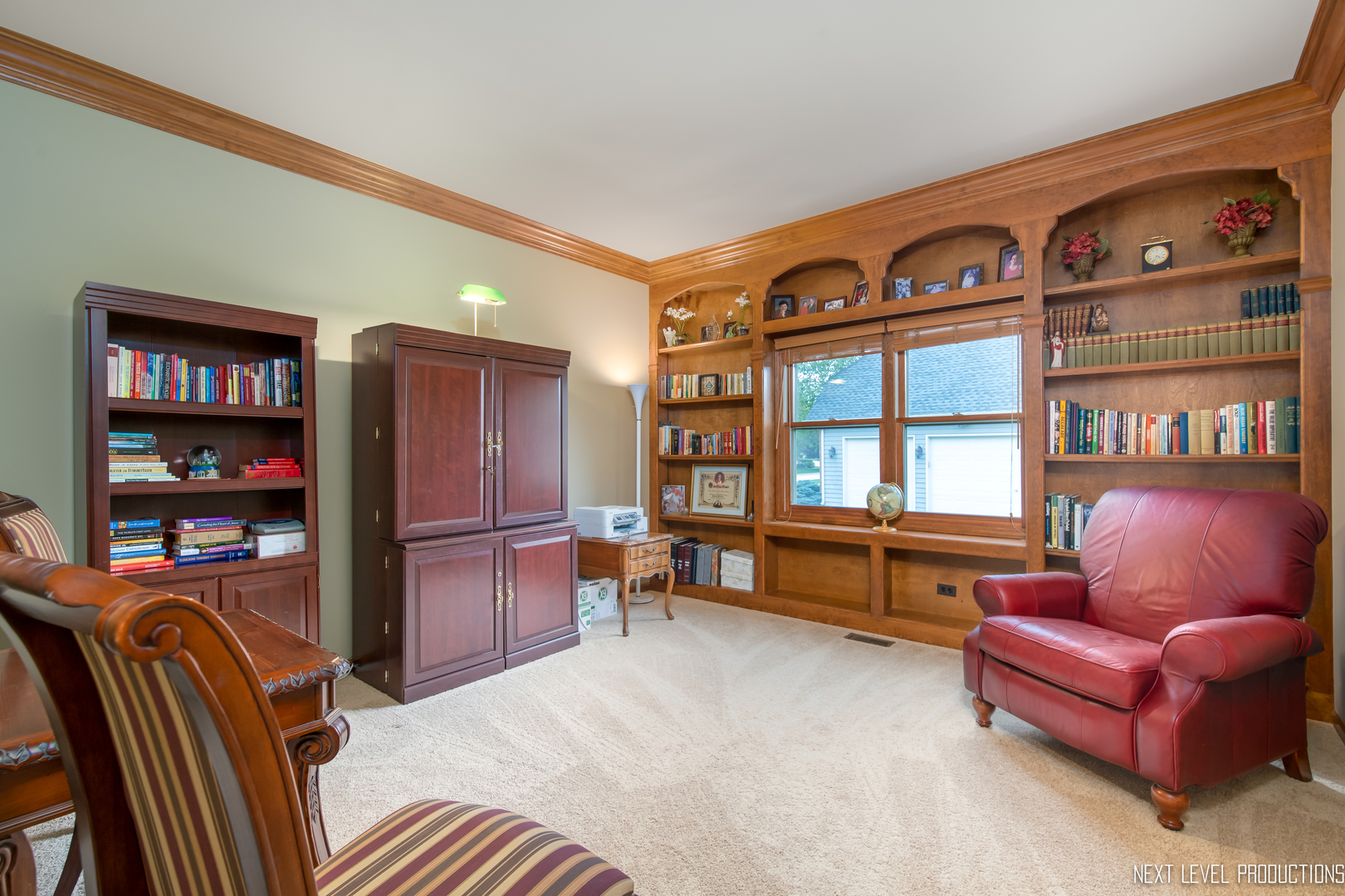 704 Chesapeake Road St. Charles, IL 60175 - Photo 18 of 40