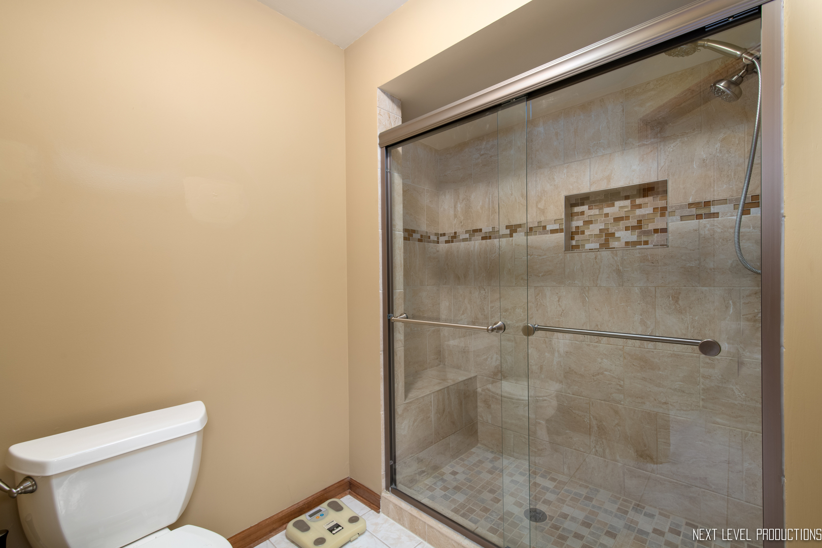 704 Chesapeake Road St. Charles, IL 60175 - Photo 23 of 40