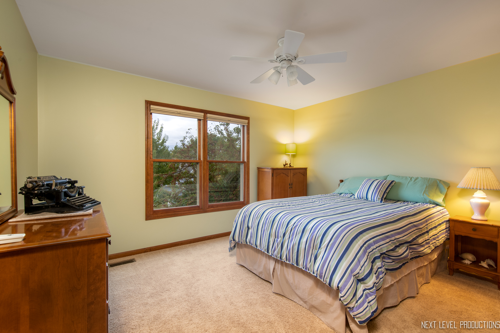 704 Chesapeake Road St. Charles, IL 60175 - Photo 24 of 40