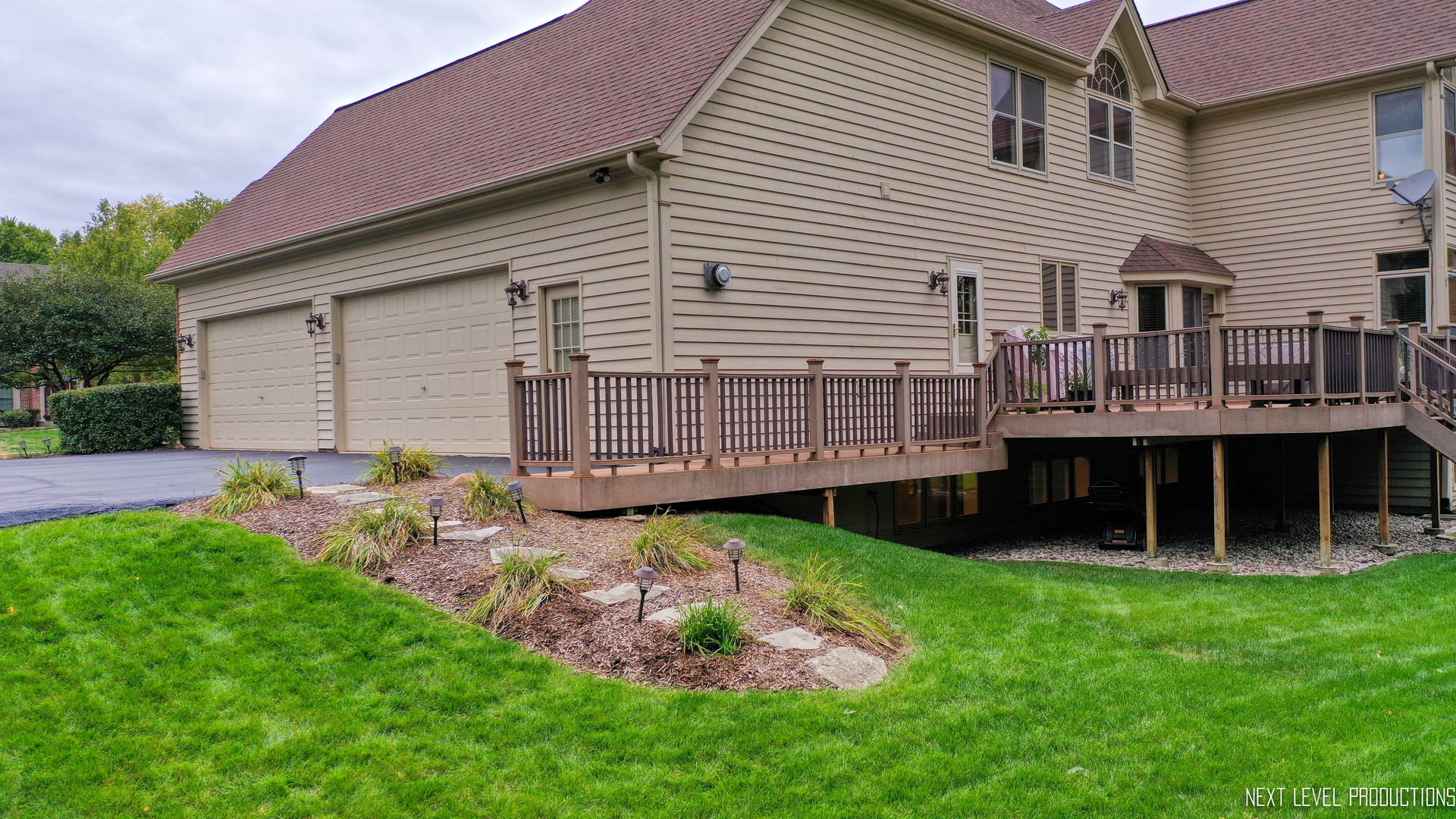 704 Chesapeake Road St. Charles, IL 60175 - Photo 35 of 40