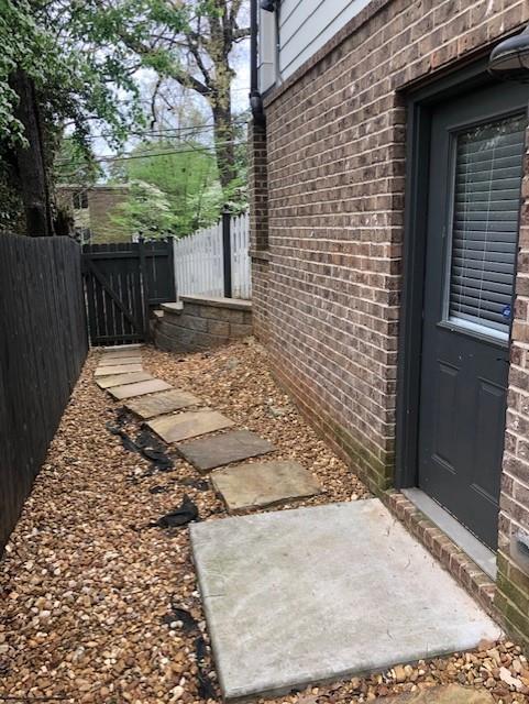 338 7th Street Northeast Atlanta, GA 30308 - Photo 7 of 11