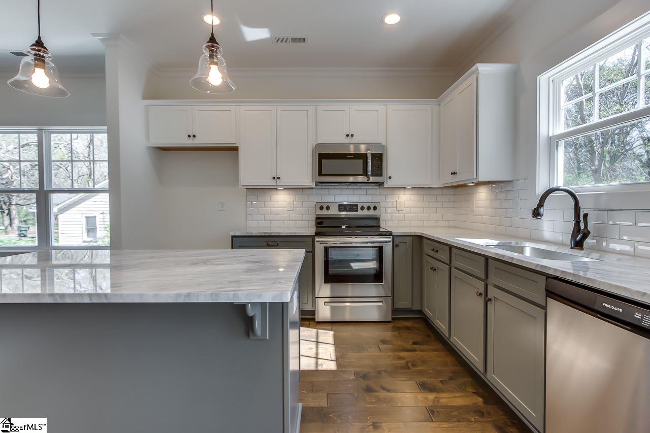 2 Eastlan Place Greenville, SC 29607 - Photo 5 of 20