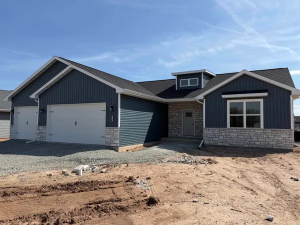 $464,900 | N9246 West Homestead Drive, Appleton, WI 54915