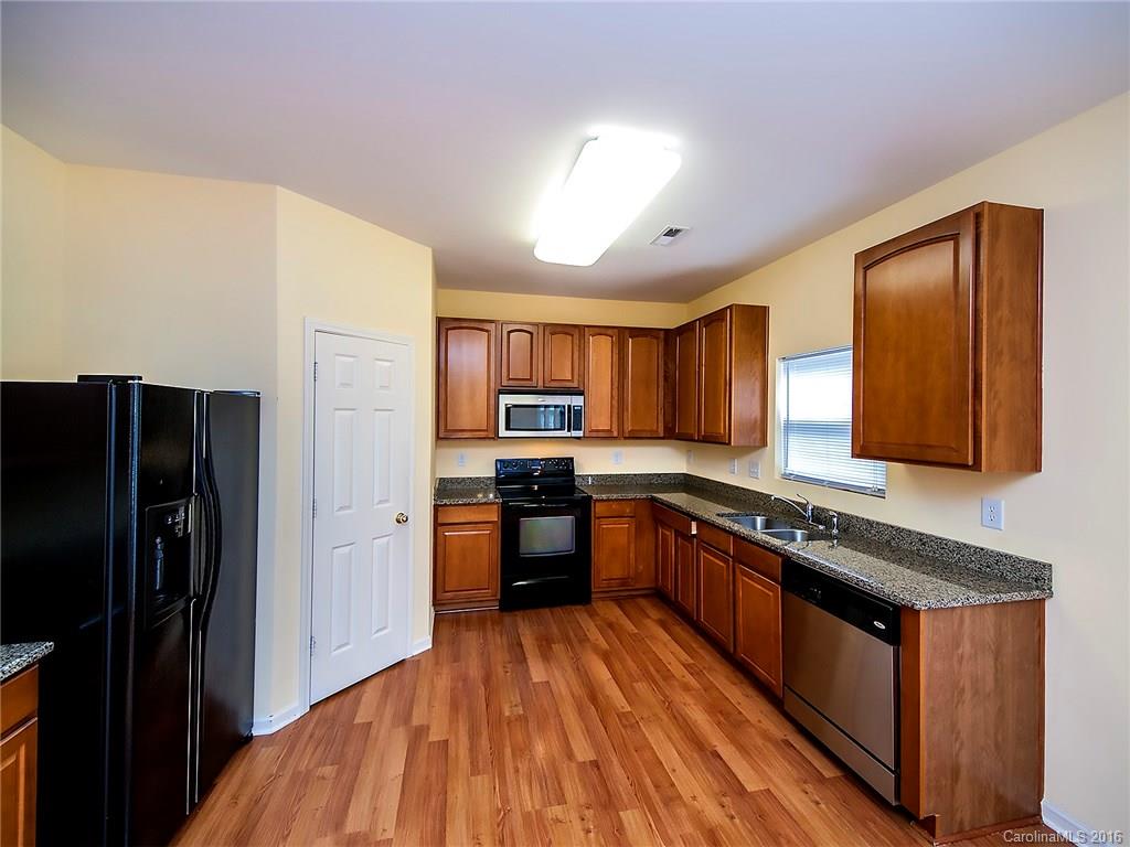 526 Bertram Road Fort Mill, SC 29708 - Photo 3 of 21