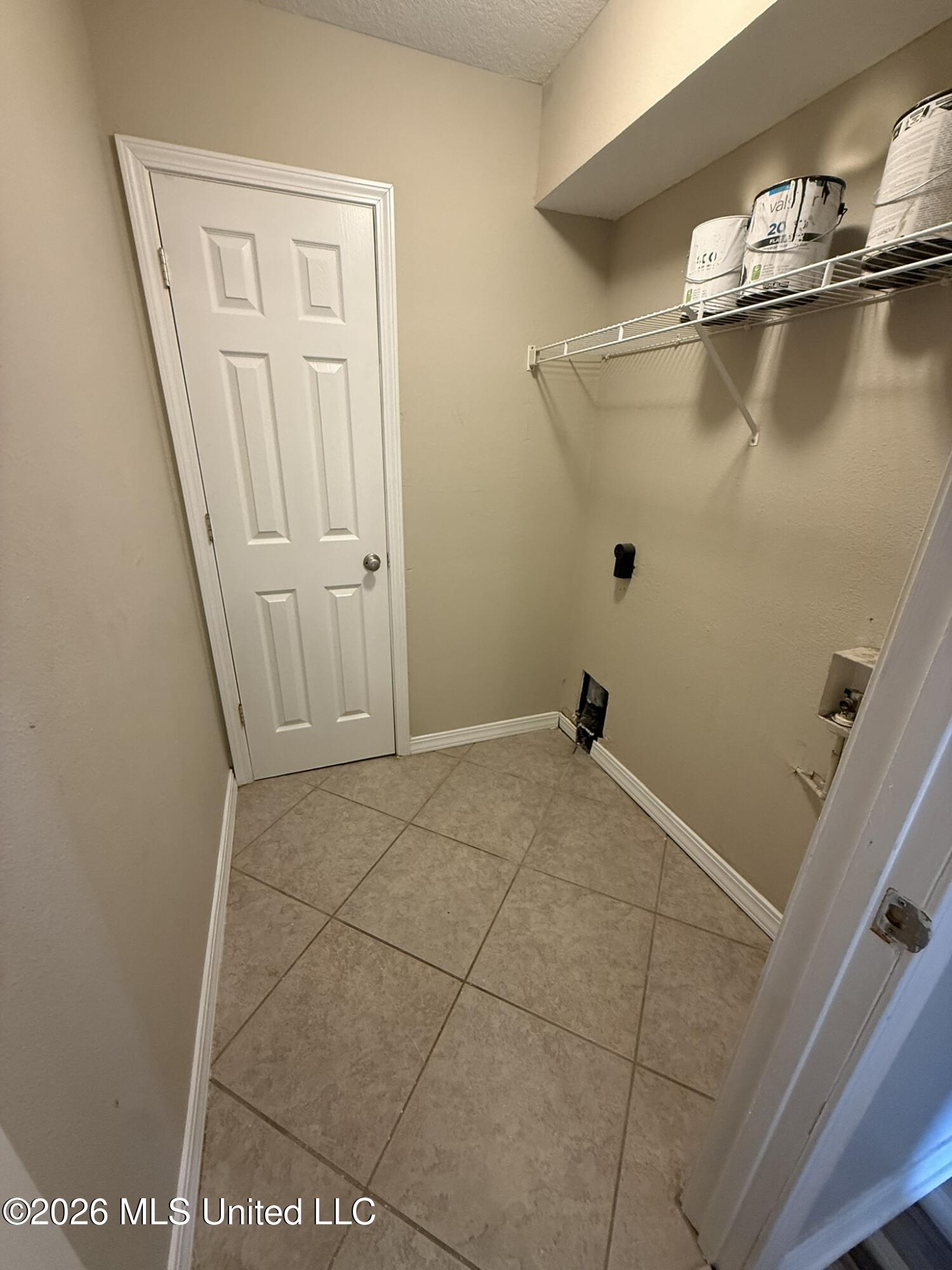 1625 Martin Bluff Road, Unit 54 Gautier, MS 39553 - Photo 7 of 13 IMG_9419