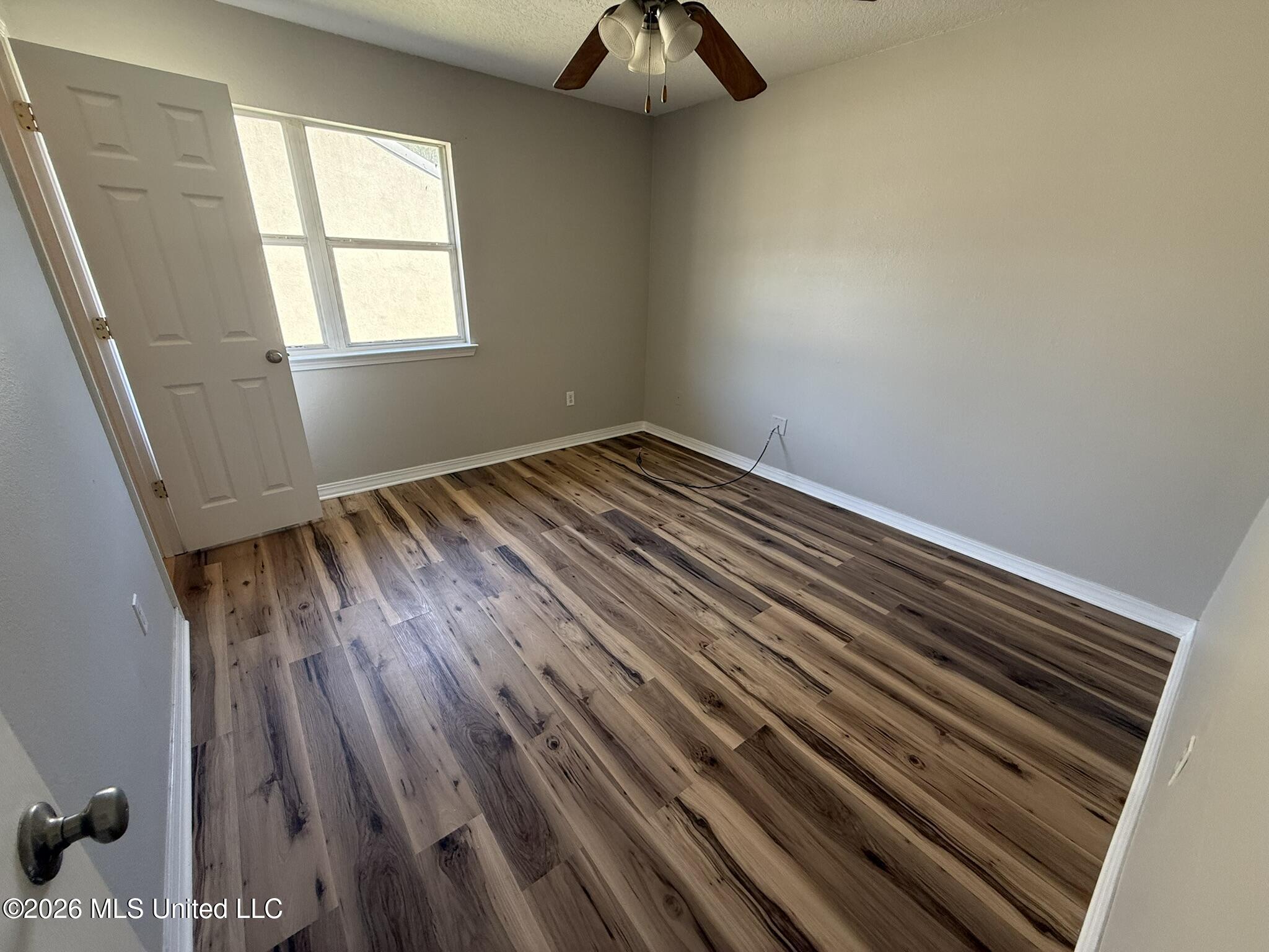 1625 Martin Bluff Road, Unit 54 Gautier, MS 39553 - Photo 9 of 13 IMG_9421